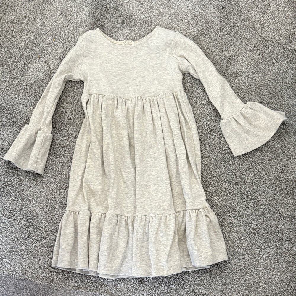 Elegant Light Gray Kids Dress with Ruffled Sleeves